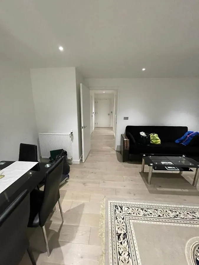 Brand New 2 Bedroom Apartment Hanwell 0*,  United Kingdom